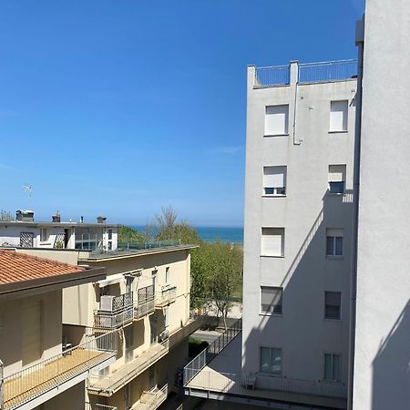 Hotel Loretta Rimini Exterior foto